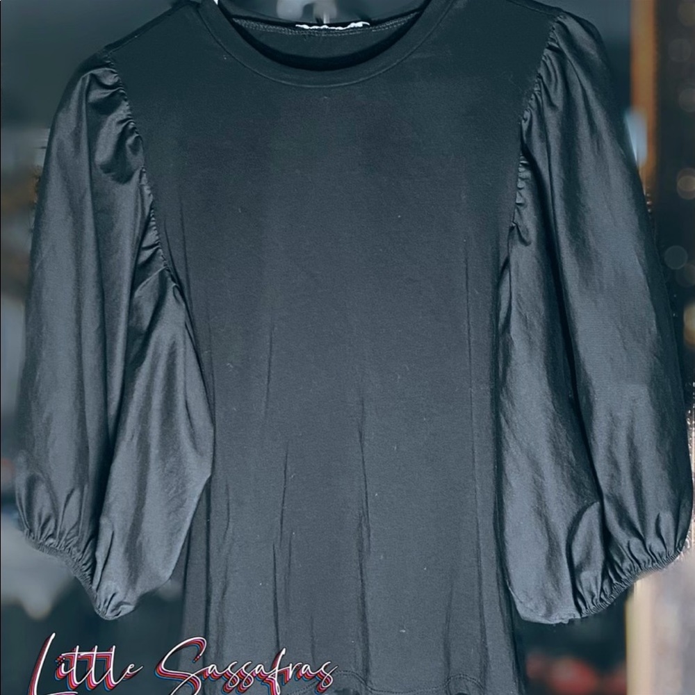 🌺Cotton blouse w/ puffed sleeves from Boo Hoo